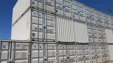 mur de containers-20-pieds-blanc